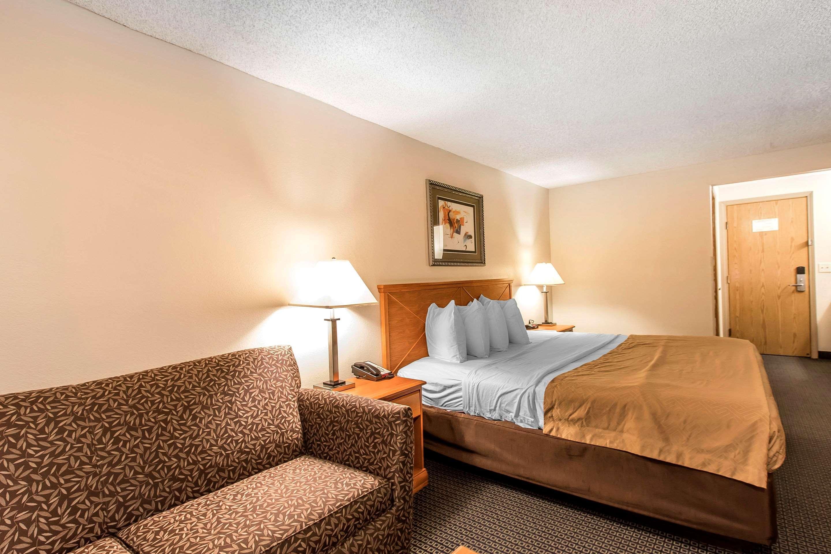 Brentwood Inn Clinton Dış mekan fotoğraf