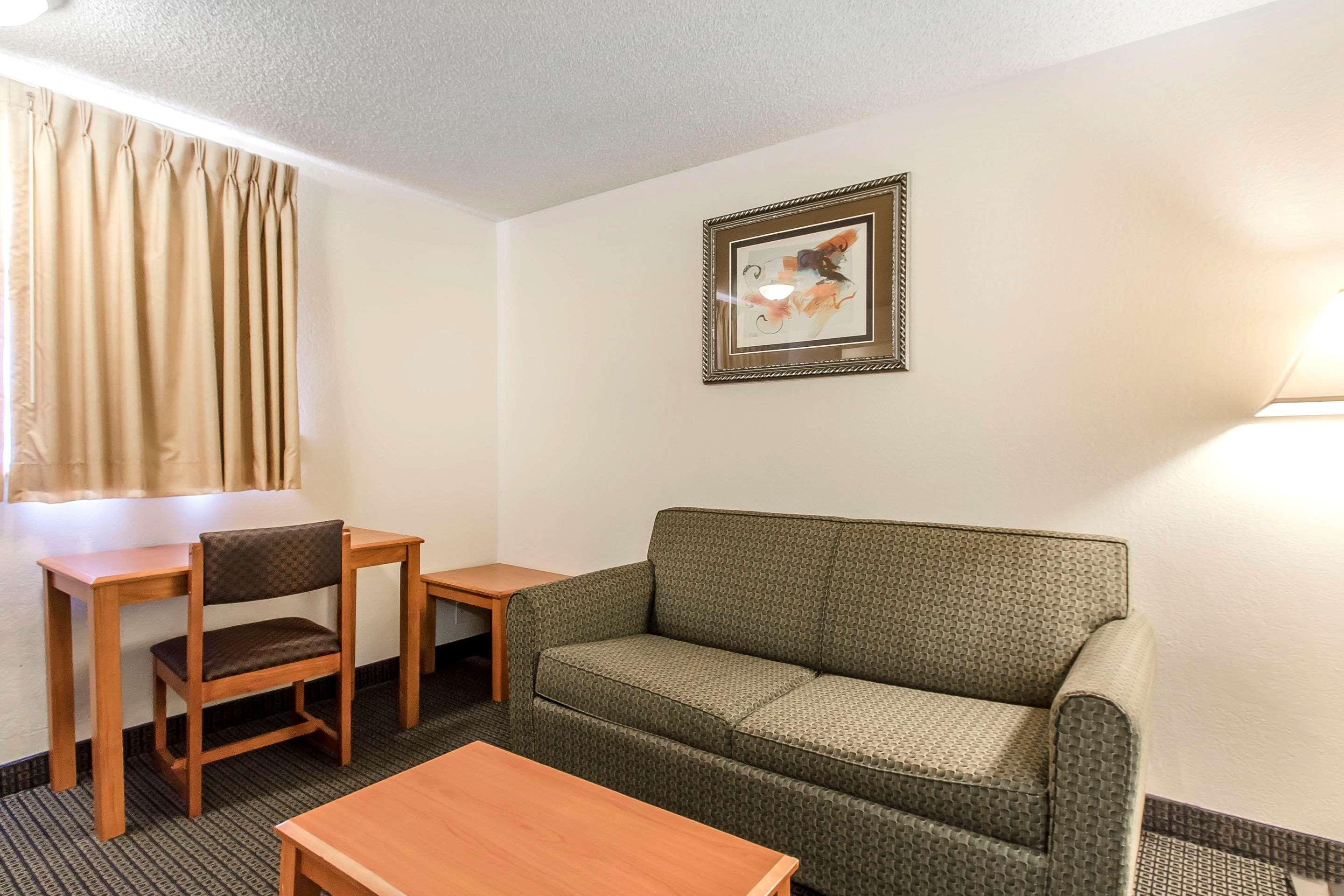 Brentwood Inn Clinton Dış mekan fotoğraf