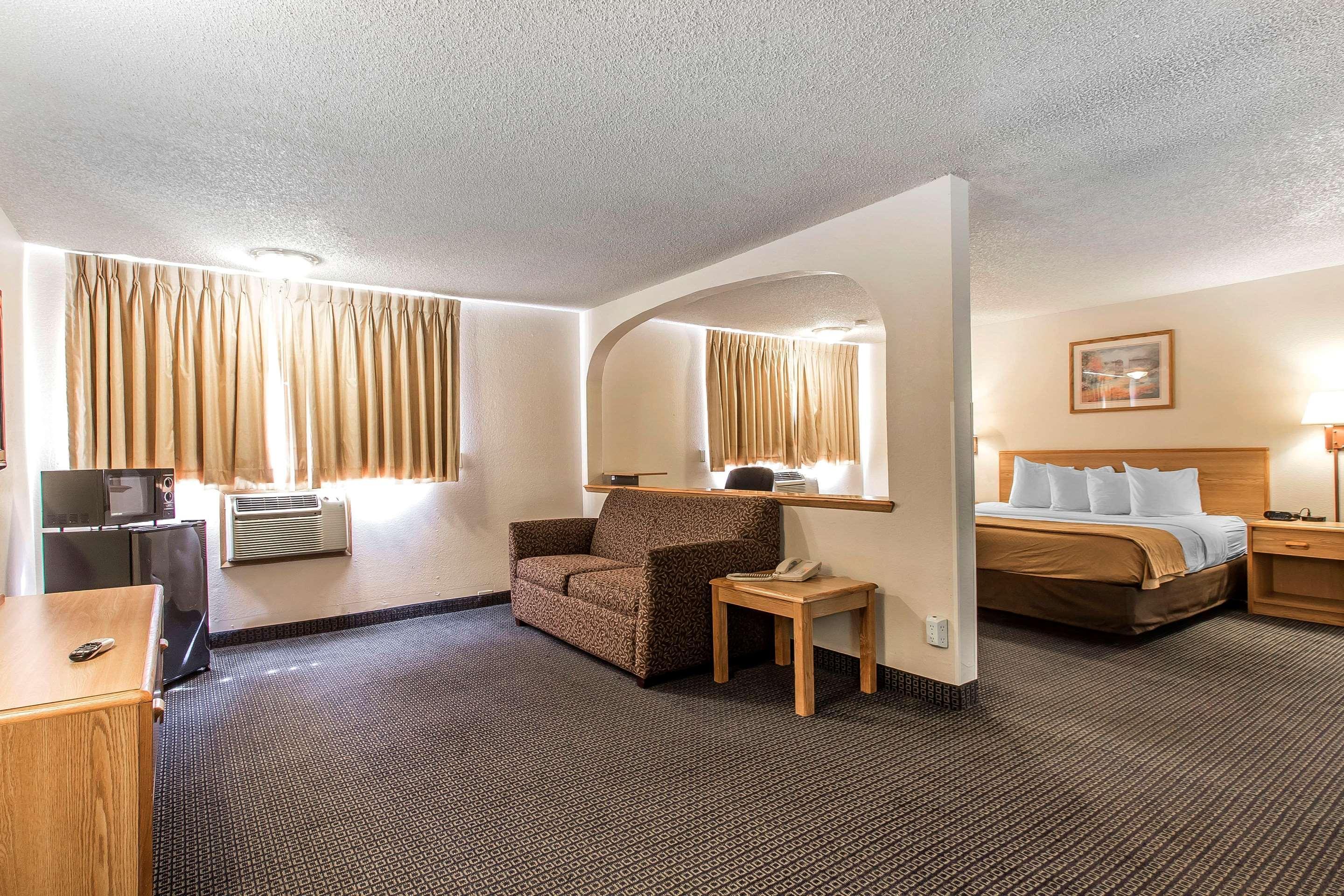 Brentwood Inn Clinton Dış mekan fotoğraf